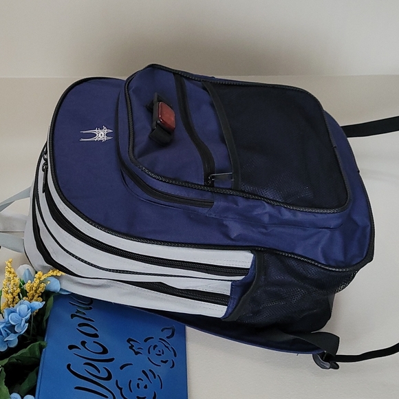 Highroad Unisex 3 Compartment Heavy Duty Hiking Backpack with Blinking Light - Picture 2 of 16